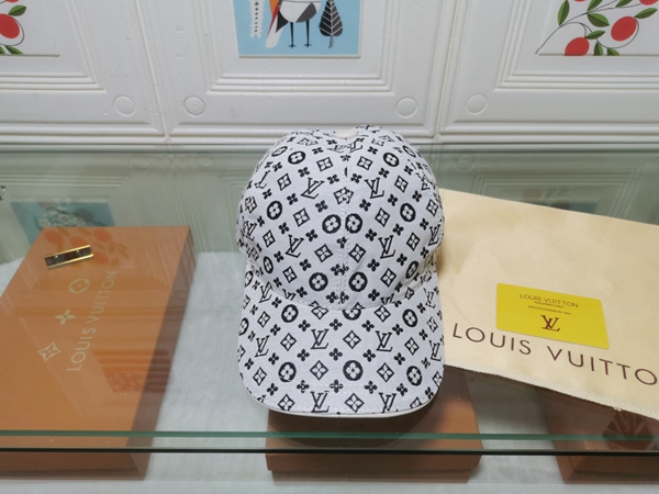 ブランド帽子着用イメージ